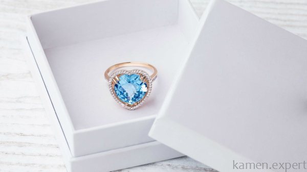 Кольцо в коробочке