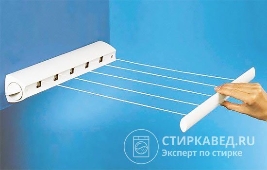Раздвижное настенное стационарное устройство для сушки одежды