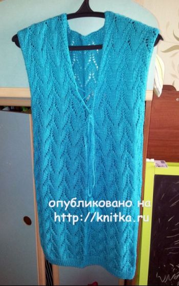 Вязаная спицами туника от Валентины