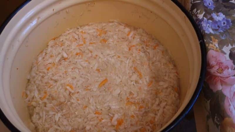 Условия хранения квашеной капусты