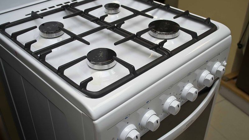 Какие газовые шланги лучше для плиты в квартире
