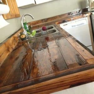 Чем покрывать столешницы из дерева на кухне