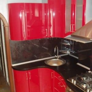 Дизайн кухонь с радиусными фасадами для квартир