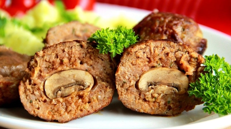 Для чего нужна насадка кеббе в мясорубках