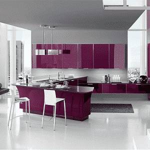 Фиолетовая кухня в современном стиле