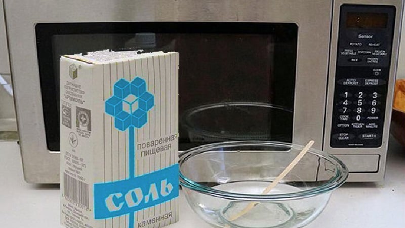 Как можно избавиться от запаха гари в микроволновой печи