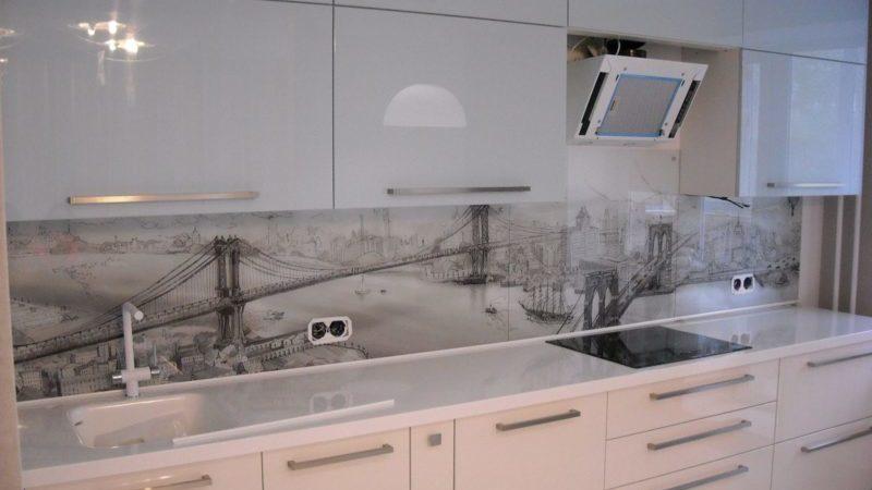 Какой выбрать фартук для белой кухни
