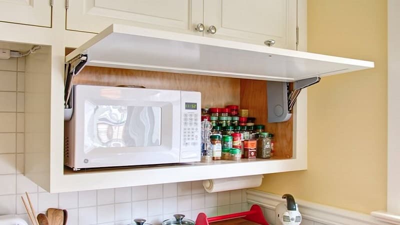 Куда лучше поставить микроволновую печь на кухне - варианты размещения