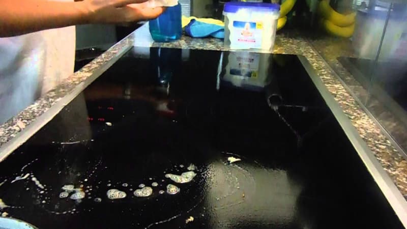 Средства для мытья и чистки стеклянной варочной панели