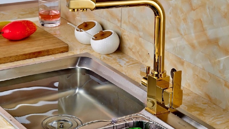 Все о кухонных смесителях с краном для питьевой воды