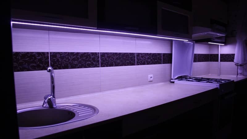 Все о светодиодной подсветке рабочей зоны на кухни